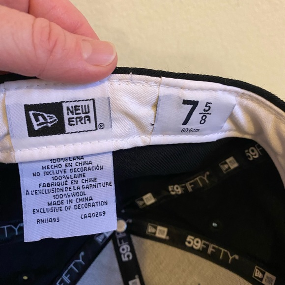 New Era World Series 2005 Chicago White Sox Fitted Hat size 7 5/8 - Picture 10 of 13